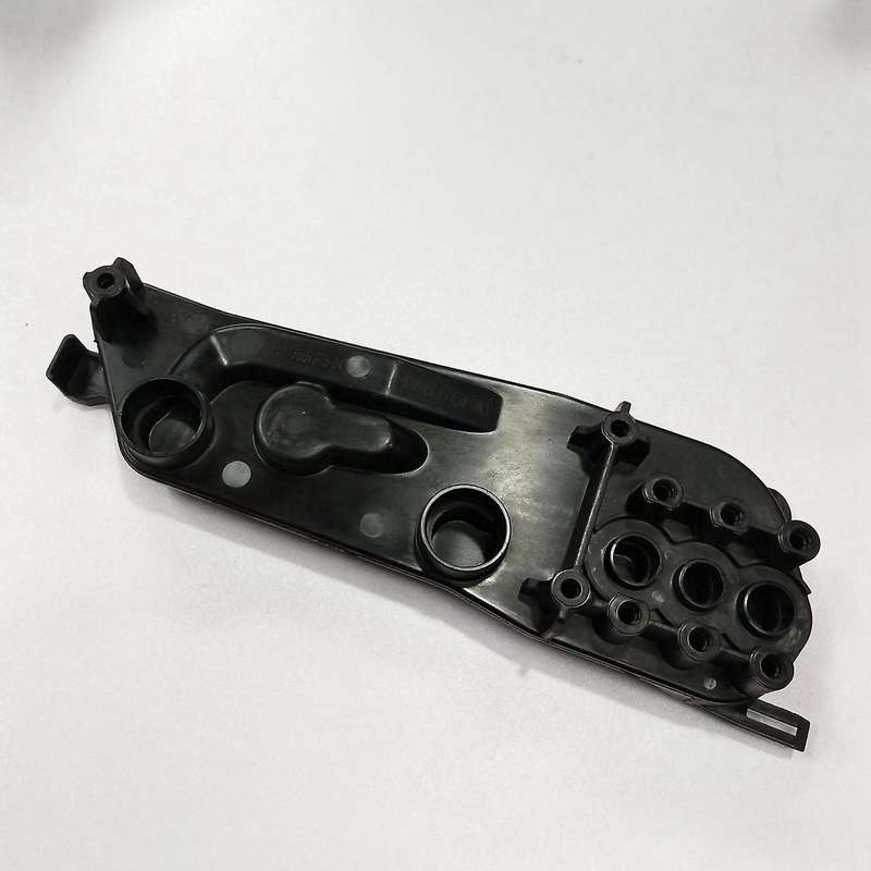 New for 5 E60 E61 6 E63 E64 7 E65 Radiator Mounting Plate 17117507973 Radiator Mounting Accessories