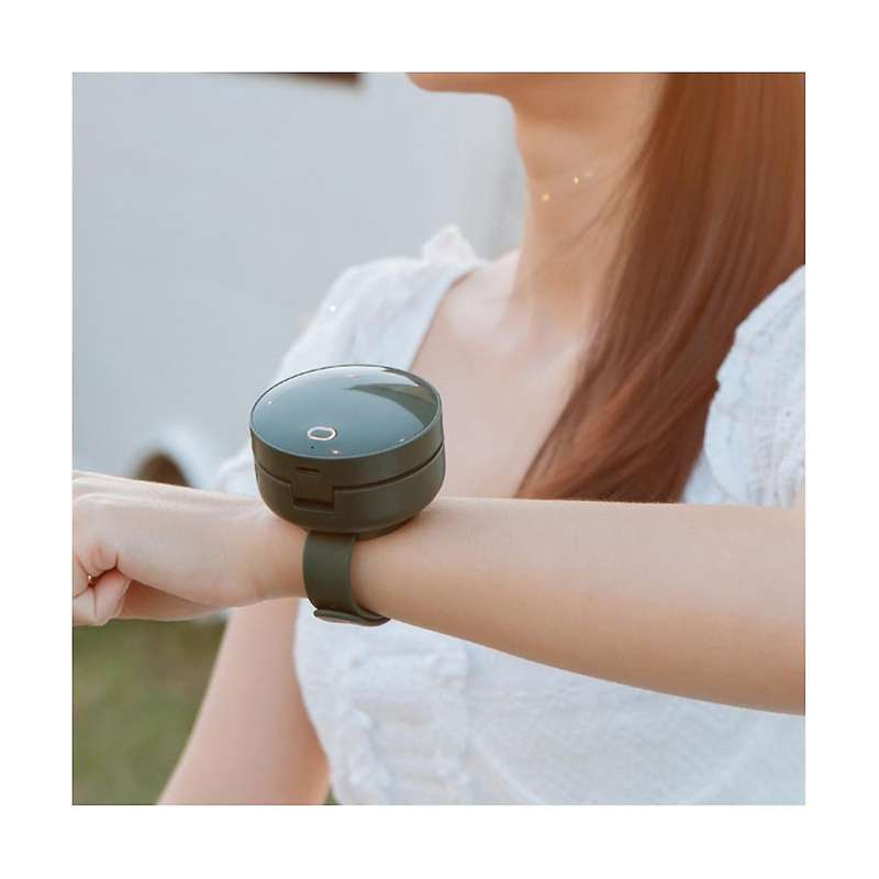 Outdoor Sports Fan Wrist Fan Adjustable Wearing Mesh Red Fan Mini Rechargeable Fan