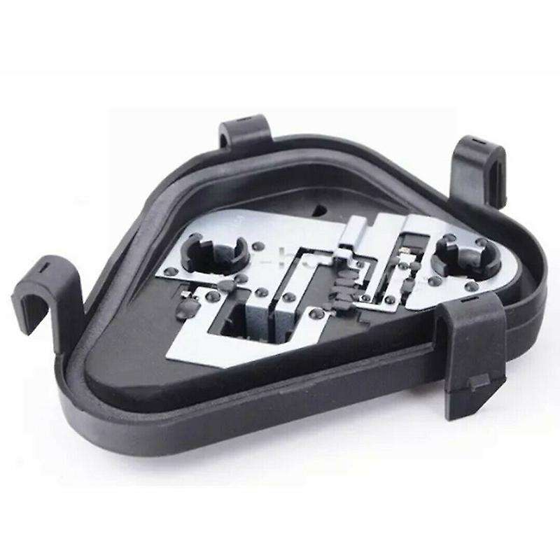 Passenger Right Outer Tail Light Bulb Carrier for F30 F31 F80 320I XDrive 328D 328I 335I M3 2012-201