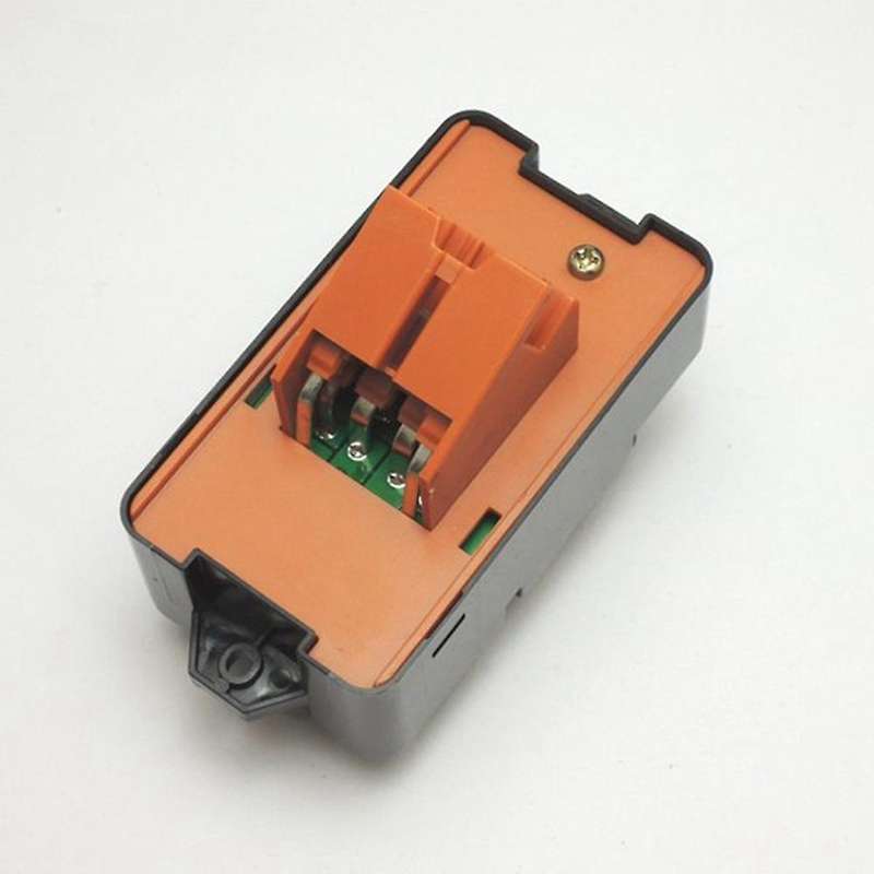 Passenger Side Master Window Switch Control Lifter Switch for 323F 1994-1998 BC8E-66-RHD