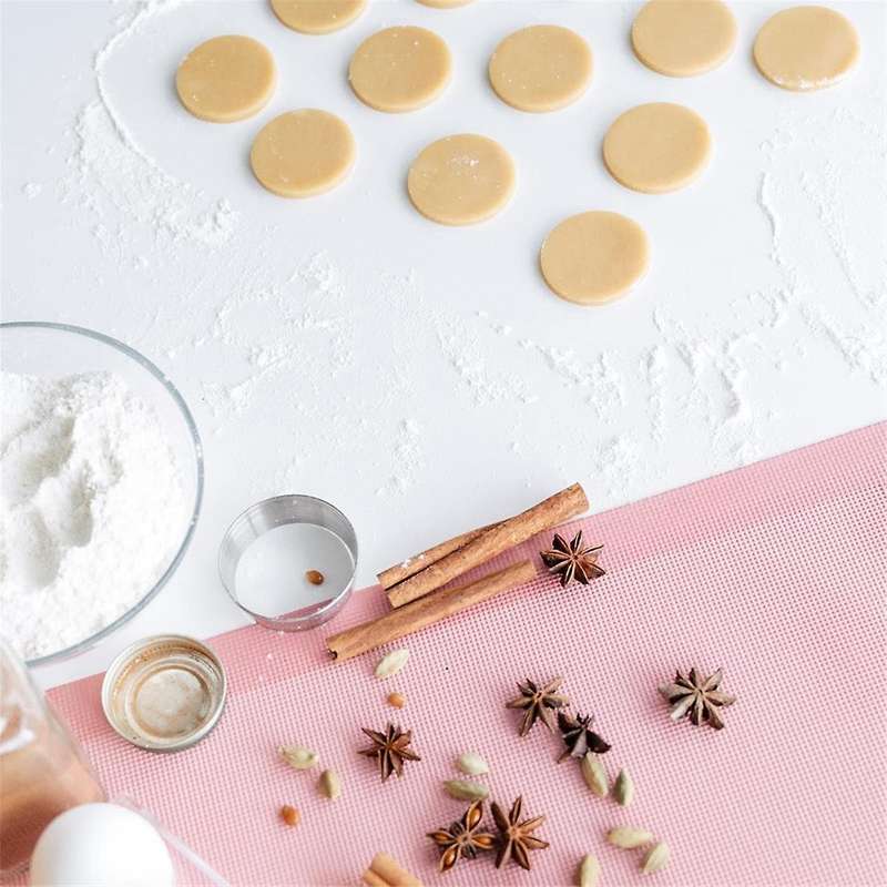 Perforated Baking Mats,2PCS Pink Silicone Mat for Half Sheet,Non-Stick Reusable Oven Liners for Maki