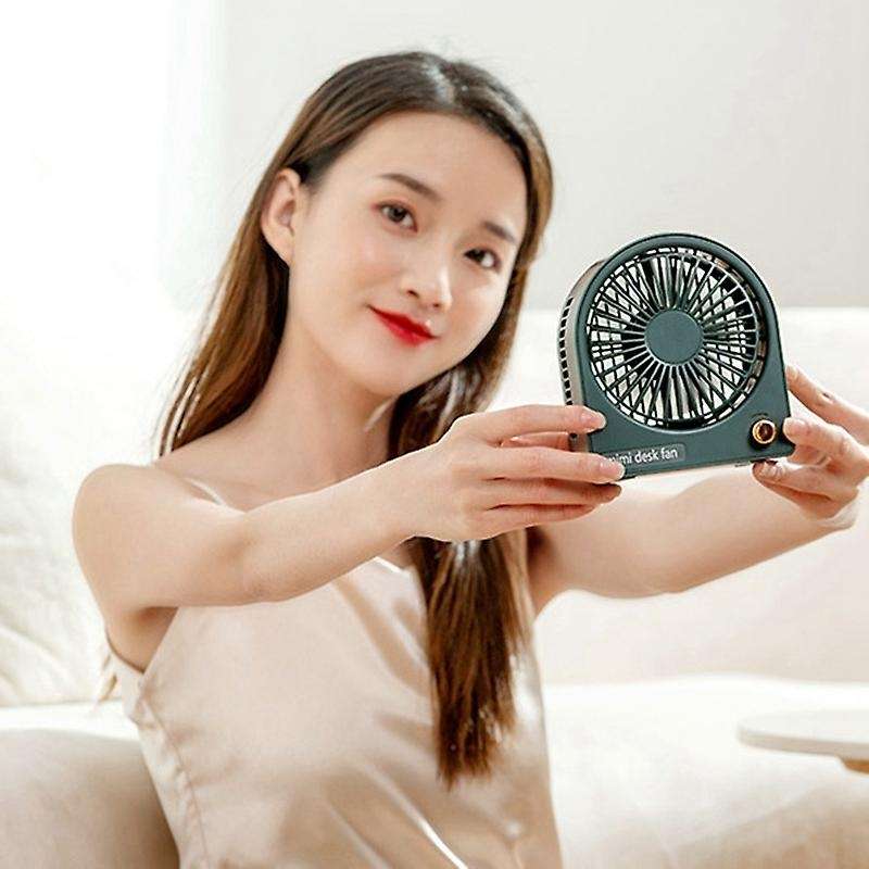 Portable Desk Fan USB Rechargeable Mini Fan with Strong Wind Quiet Operation Desktop Fan for Office
