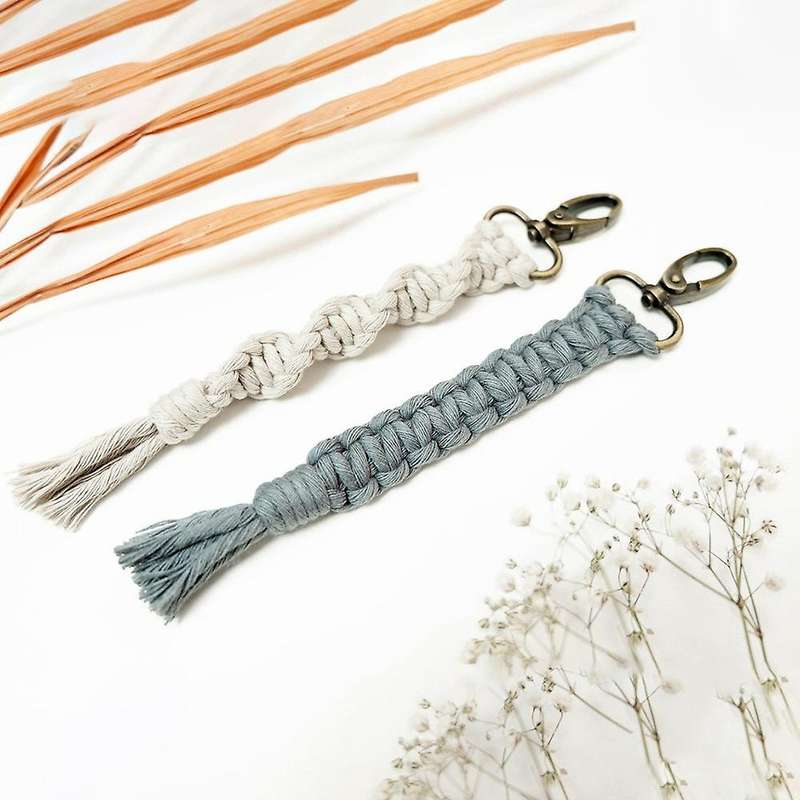 10 Pieces Mini Macrame Keychains Accessory for Car Key Purse Supplies