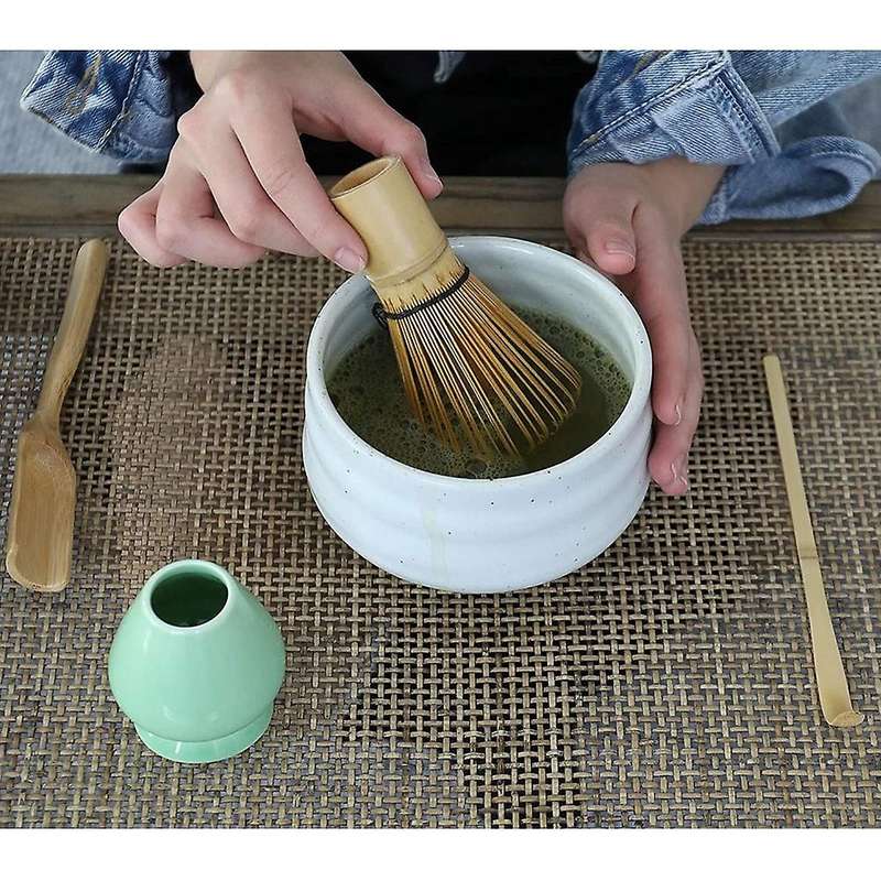 Matcha Whisk, Scoop and Tea Spoon, Ceramic Whisk Holder Green