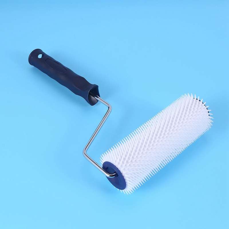 7 Inch Plastic Handle Spiked Roller
