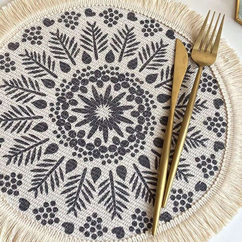 4pcs Bohemian Woven Cotton Placemat Fabric Fringed Heat(black)