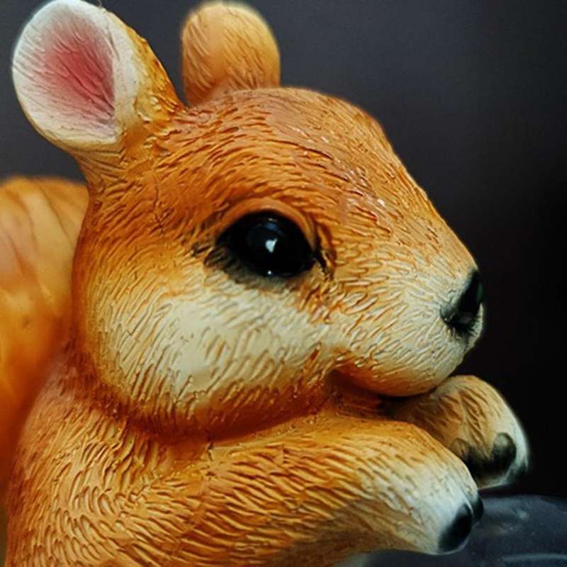 Outdoor Garden Sculpture Decoration Animal Solar Led Light Squirrel