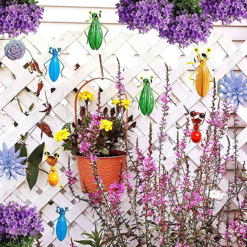 4pcs Metal Mantis Grasshopper Garden Yard Art Ornaments Sculpture