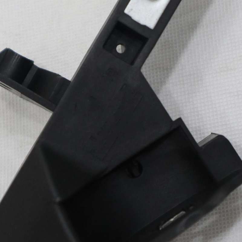 Front Radiator Support Bracket 2056203401 2056203501