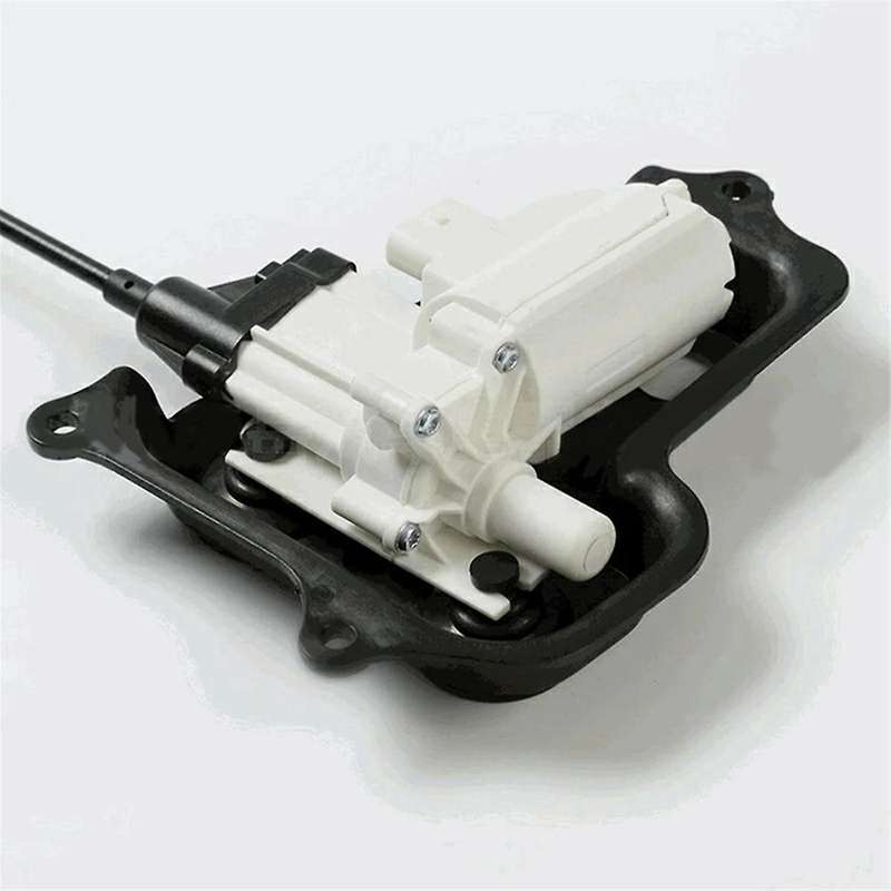 Automobiles Door Lock Actuator 1667600700 A1667600700 Front Left for W166 X166 Gl350 Gls450 Gls550 W