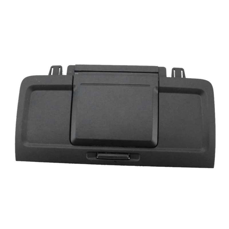 Car Armrest Power Rear Power Rear Lighter Cover for B6 B7 CC 3C0 863 289 3C0863289