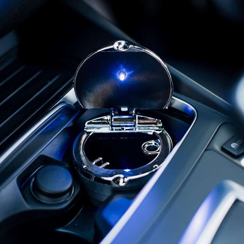 Car Ashtray with Lid - Portable Travel Car Ashtray Self-Extinguishing - Made of Fire Resistant Plast