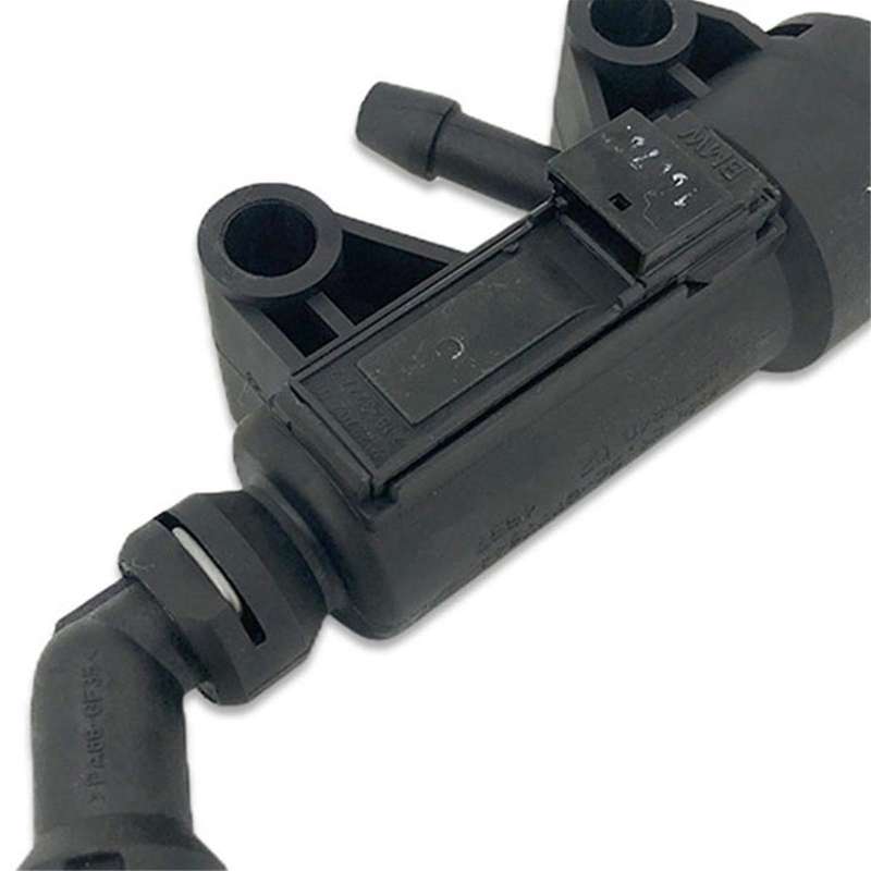 Car Clutch Master Cylinder 21526762081 6762081 for 5 6 Series E60 2001-2010 E61 2004-2010 E63 2004-2