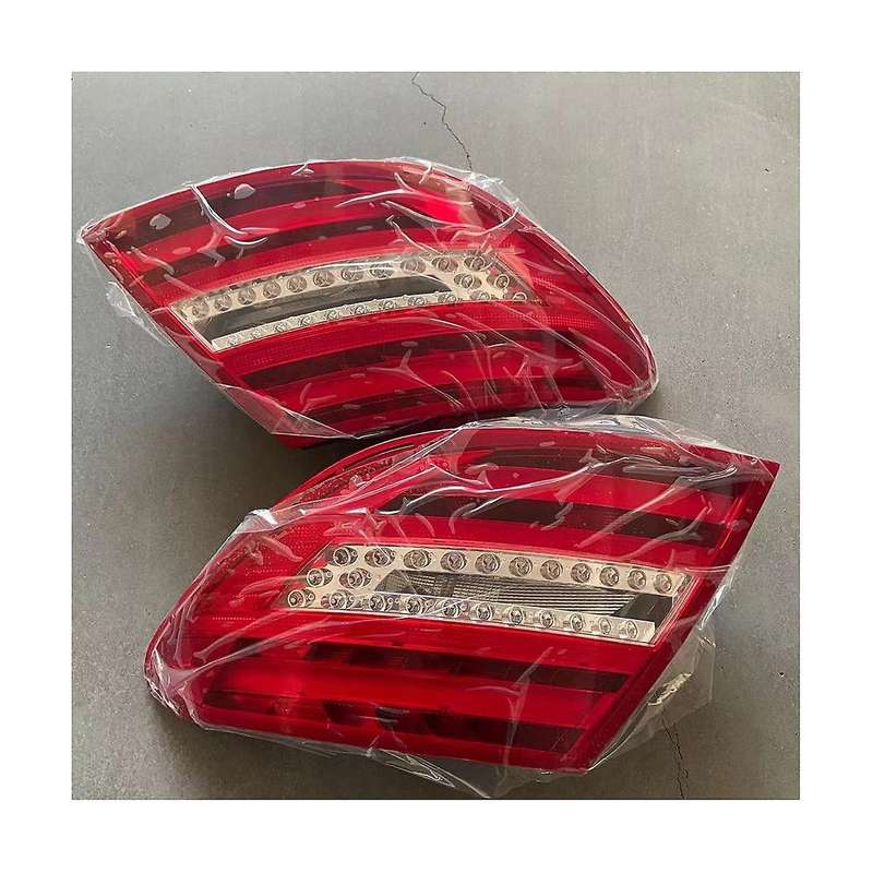 Car Combined Tail Light (RH) for - C-Class W204 C204 2007-2014 Rear Brake Light 2049060503 A2049060