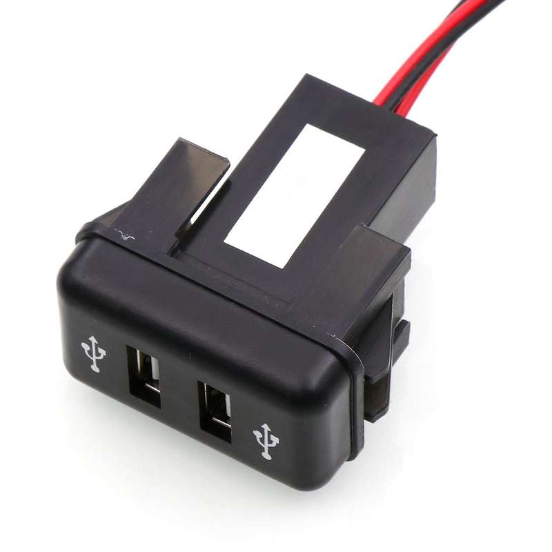 Car Dual USB Car Charger Power Socket with LED Light for FH12