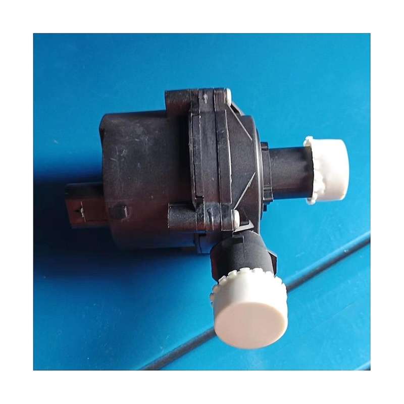 Car Engine Auxiliary Cooling Water Pump 5g0965567a for Car Accessories
