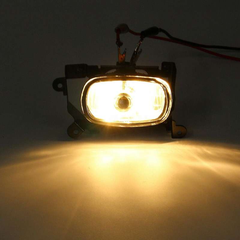 Car Front Bumper Fog Light Assembly for 2003-2006