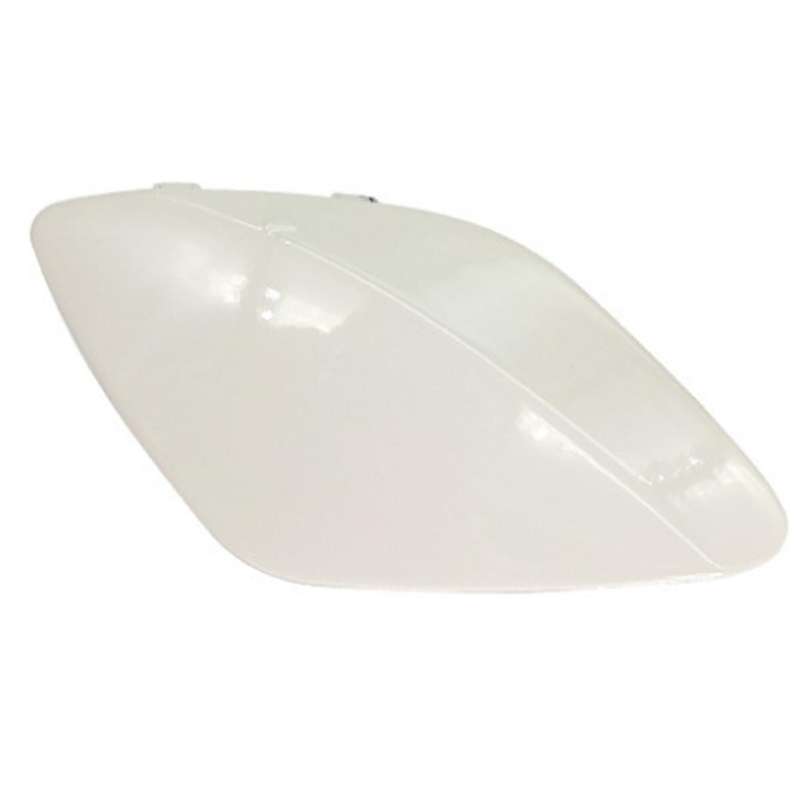 Car Front Bumper Tow Eye Hook Eye Cover Cap Painted 1768850122 for A Class W176 Front Trailer Cover