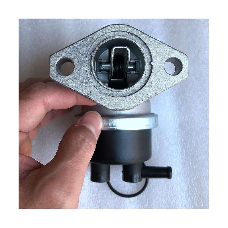 Re66153 Mechanical Fuel Pump Fuel Feed Pump for Excavetor 110 120 160 210 Fuel Transfer Pump Hand F