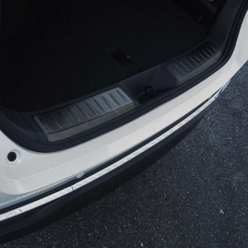 Rear Outer Bumper Protector Trim Door Sill Scuff Cover Plate Accessories for 2020 2021 Venza Black
