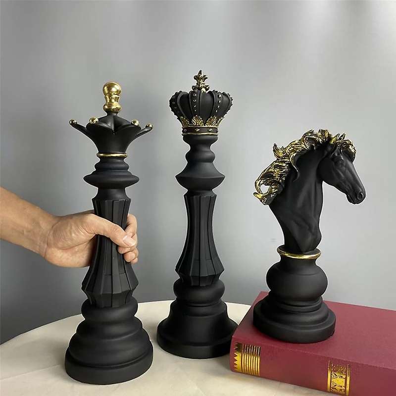 Resin Retro Chess Figurine for Interior Knight Sculpture for Art Ornaments Home Decoration black L