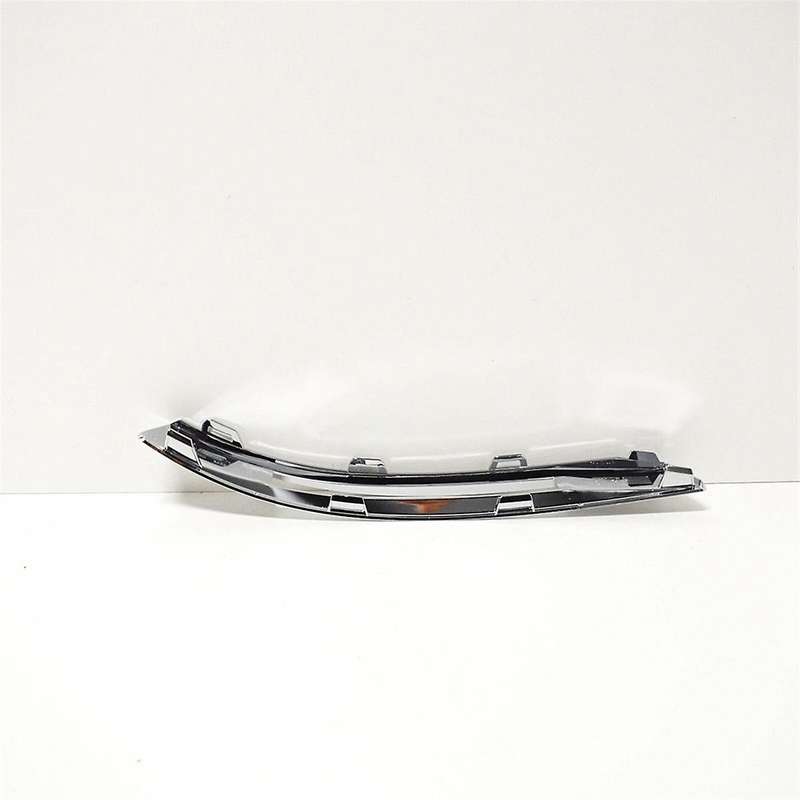 Right Front Bumper Fog Light Trim Frame Cap Chrome Running Light Cover for - C-Class W204 C63 204885