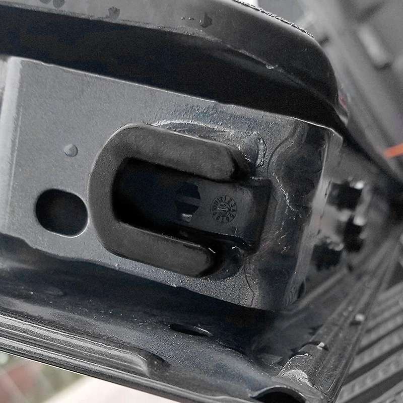 Right Rear Bushing Lift Assist 84331136 for 1500 2500HD 3500HD 2015-2020