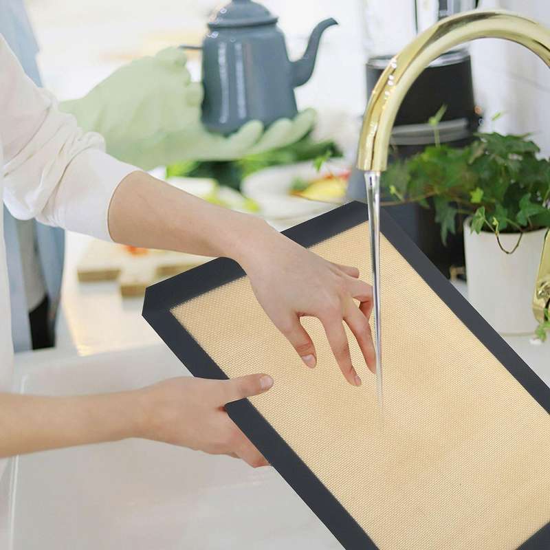 Silicone Baking Mats for Half Baking Sheet Pans Non-Stick Macaron Baking Mats Set,/Pastry/Bun/Bread