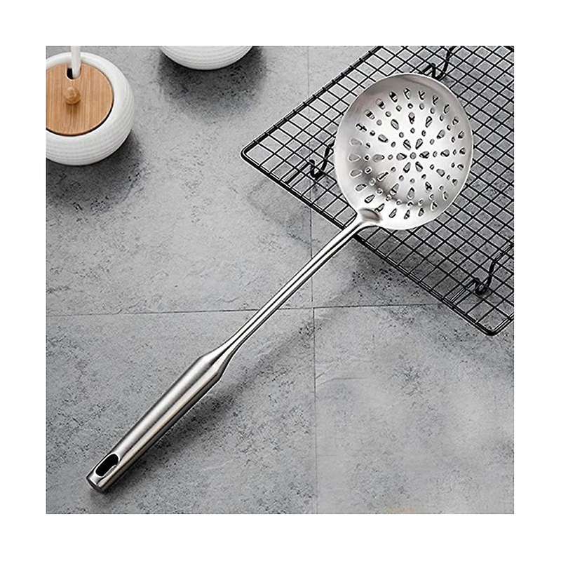 Skimmer Colander Stainless Steel with Long Handle Colander for Kitchen and Catering Hot Pot Frying