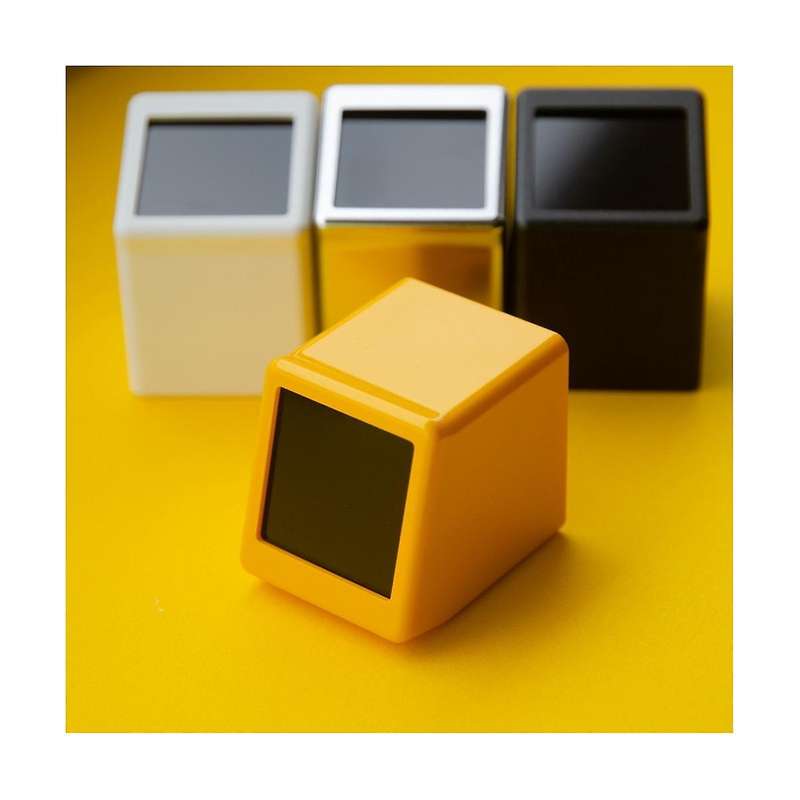 Smart Desktop LED LCD Digital WiFi Clock Electronic Thermometer Hygrometer Sensor Outdoor(Yellow)