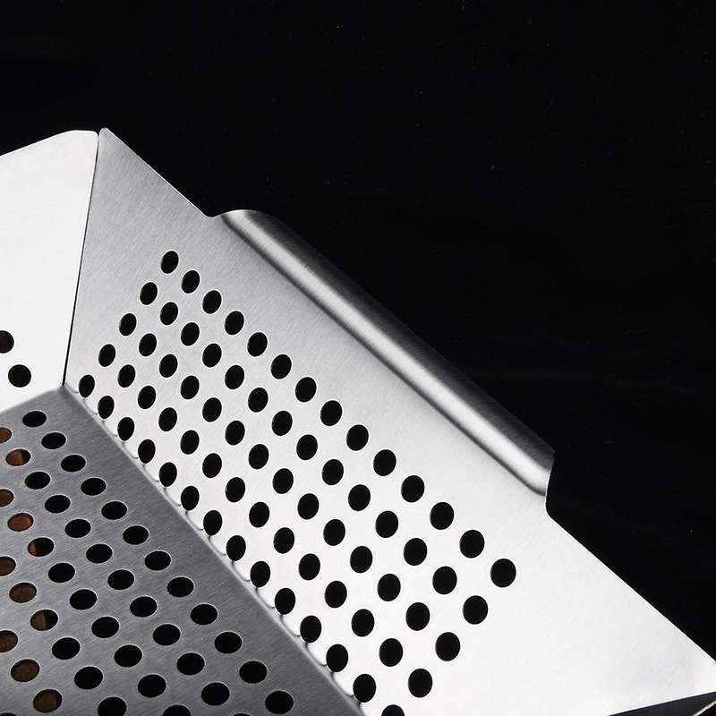 Stainless Steel Grilling Basket Barbecue Accessories Tray Barbecue Tools