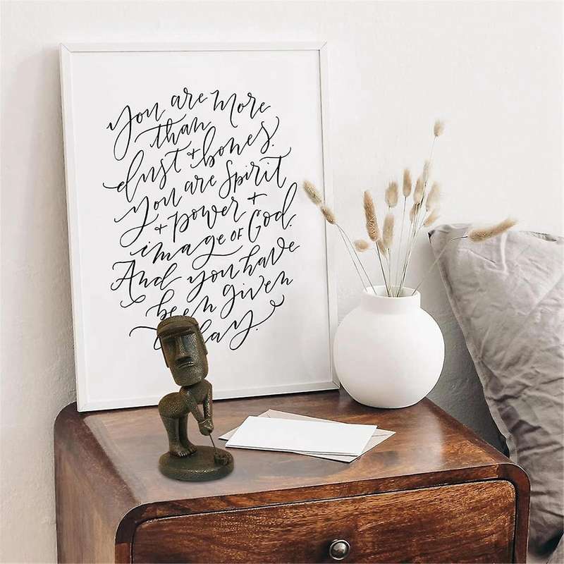 Statue Decor Easter Island Oranment Resin Stone Decoration for Room Accessories Antique Sculpture