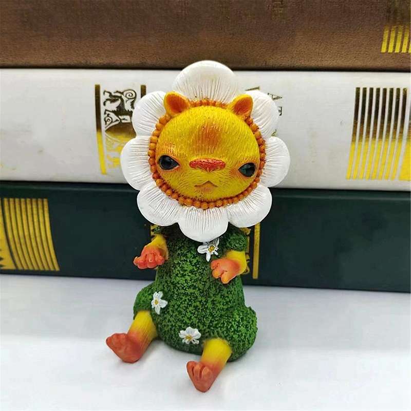 Sunflower Ornaments Sunflower Gnomes Statue Mini Figures Garden Sculpture Craft Desktop Resin Home D