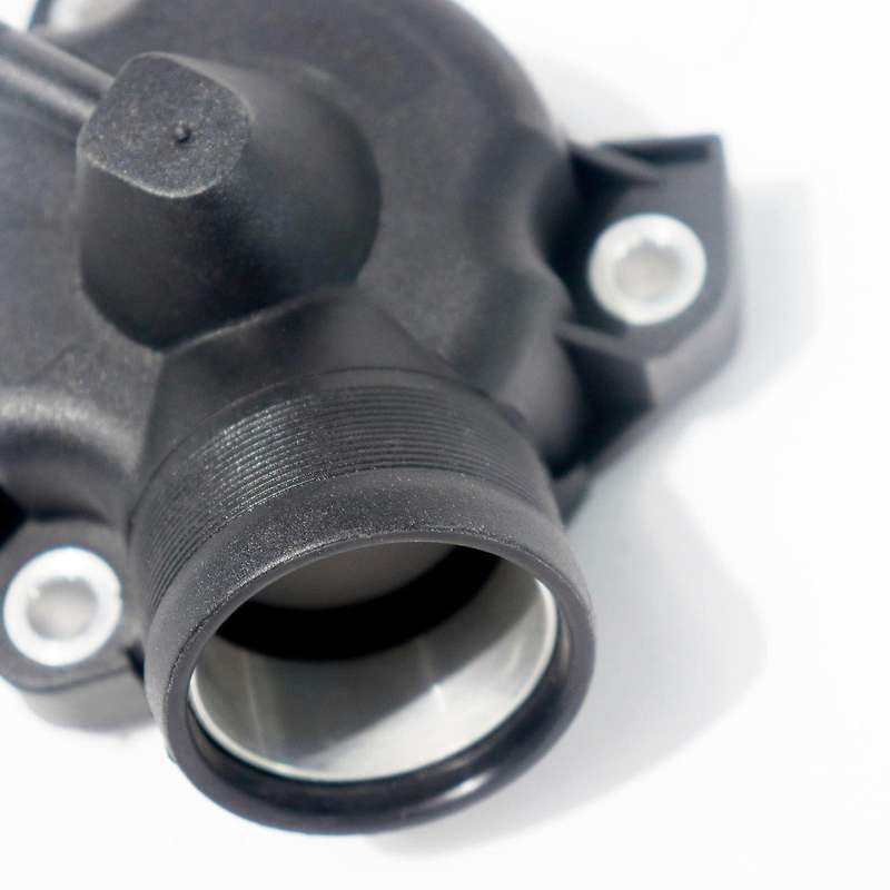 Thermostat Housing Cover for W201 W124 W463 190e 1022000417