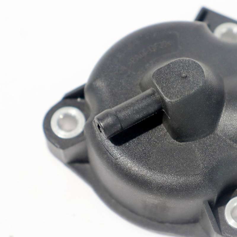 Thermostat Housing Cover for W201 W124 W463 190e 1022000417