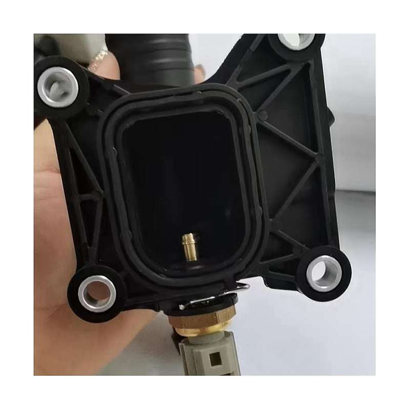 Thermostat Outlet Connector Thermostat Car for Mondeo Lr038758