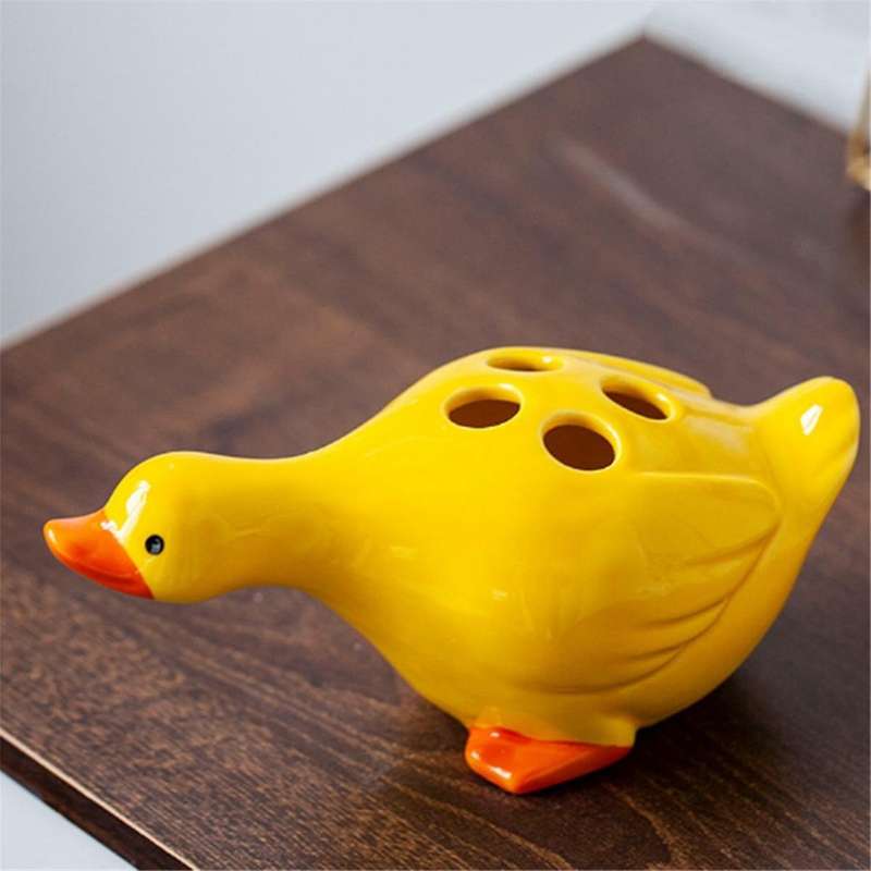 Toothbrush Holder,Duck 4 Holes Drainable Toothbrush Holder for Bathroom Storage Yellow