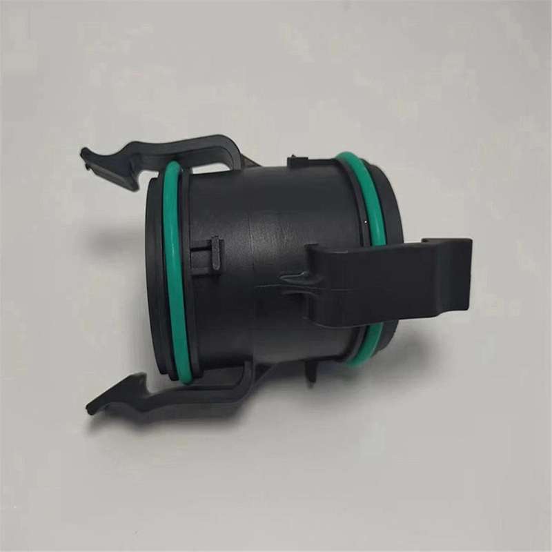 Turbocharger Pressure Pipe Bracket Connector Joint 1.4T for A3 A4 A5 Q2 Q3 Golf 04E145875C/G