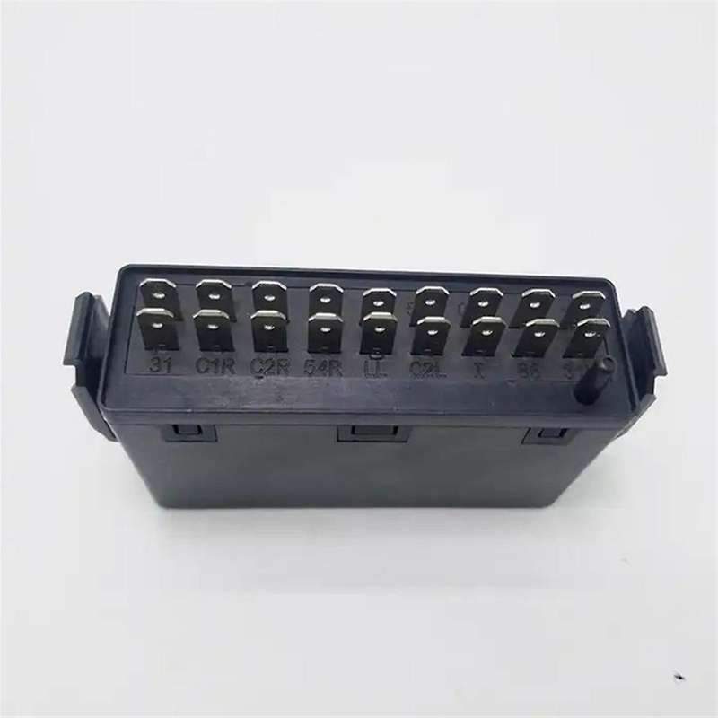 Turn Signal Relay Flasher Relay for Actros Arocs Series 0035446132 A0035443732 0035444332