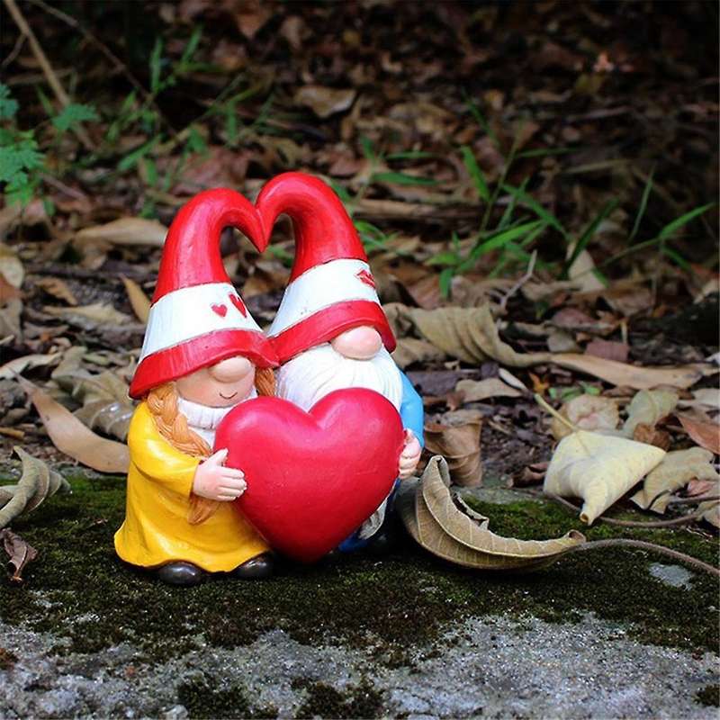 Valentine Gnomes Figurine Table Decor Love for Valentines Day Gifts,love and Hearts Gnome Collectibl