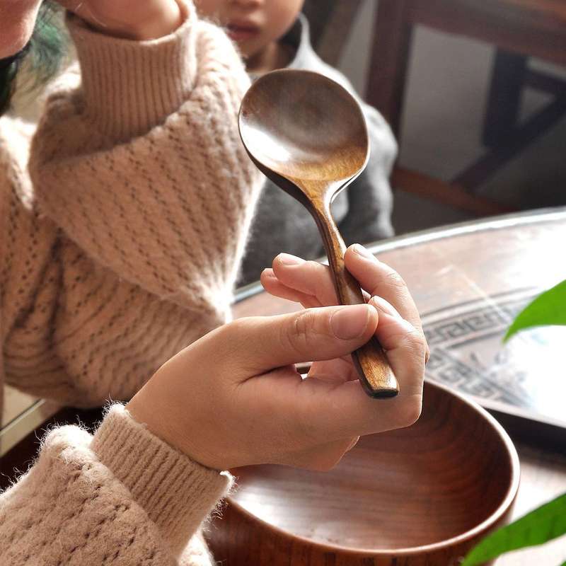 Vintage Chinese Style Handcrafted Wooden Soup Spoon Set of 2, for Dinner, Salad Desserts, Snacks, R