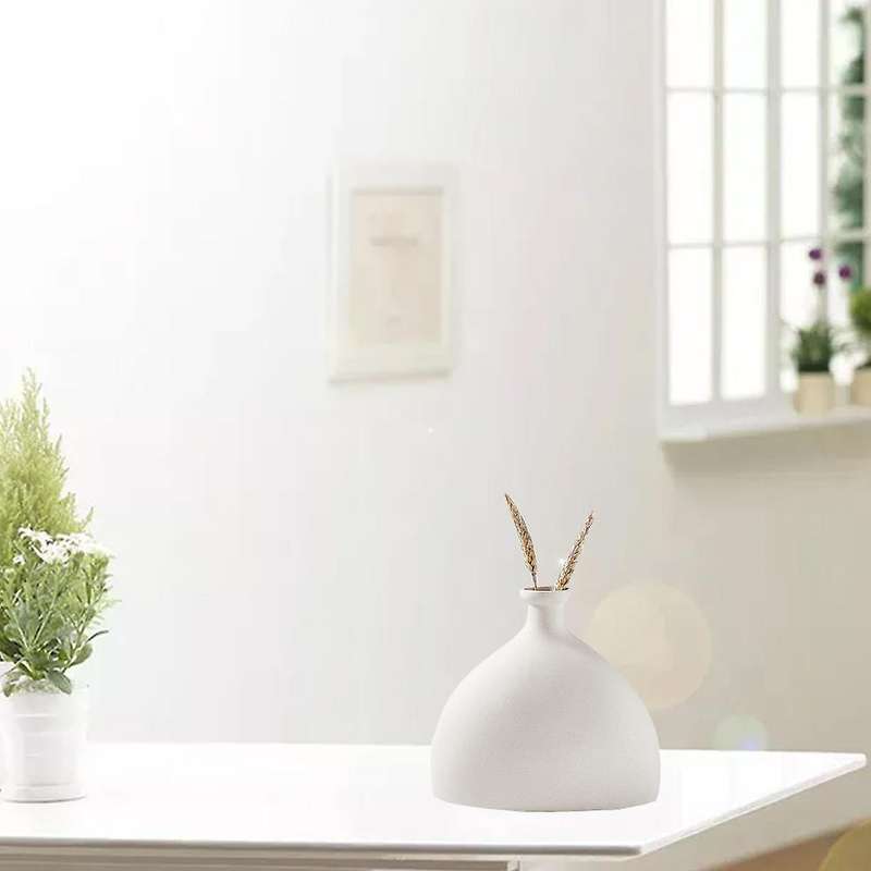 Nordic Minimalist Plain Ceramic Vase, for Dining Table, Living Room
