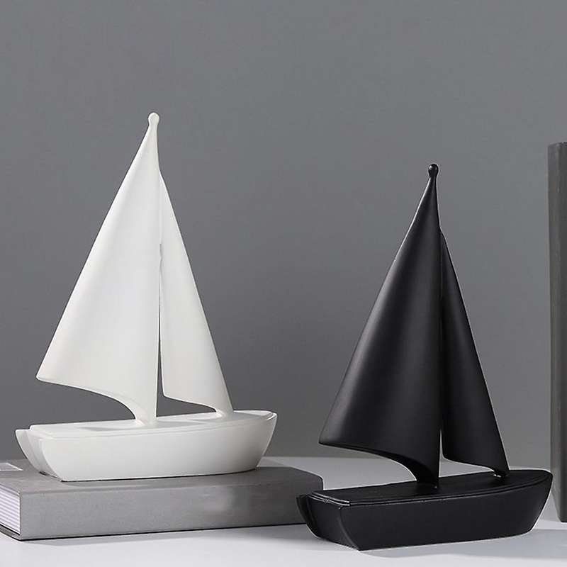 Creative Ins Light Luxury Sailing Resin Decorations, Black