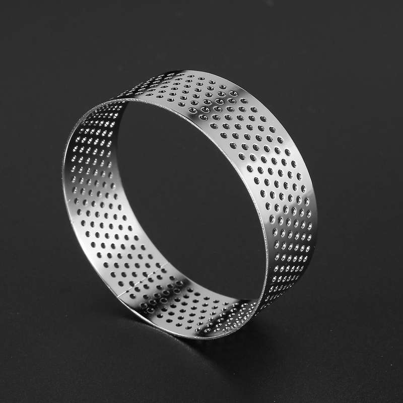 10pcs Round Stainless Steel Perforated Mousse Mold Baking Mold 6cm