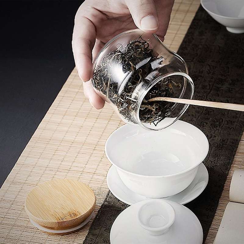 Mini Glass Bottles with Lid Clear Glass Container (transparent)