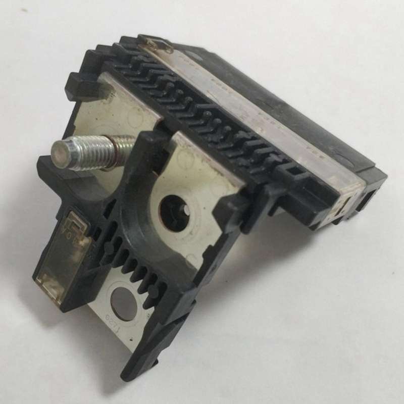Cable Fuse Fusible Link Connector for Various 2004-2013 Nissan