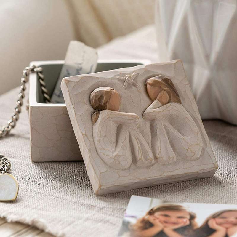 2x Sculpted Hand-painted Keepsake Box Reveals Love and Friendship