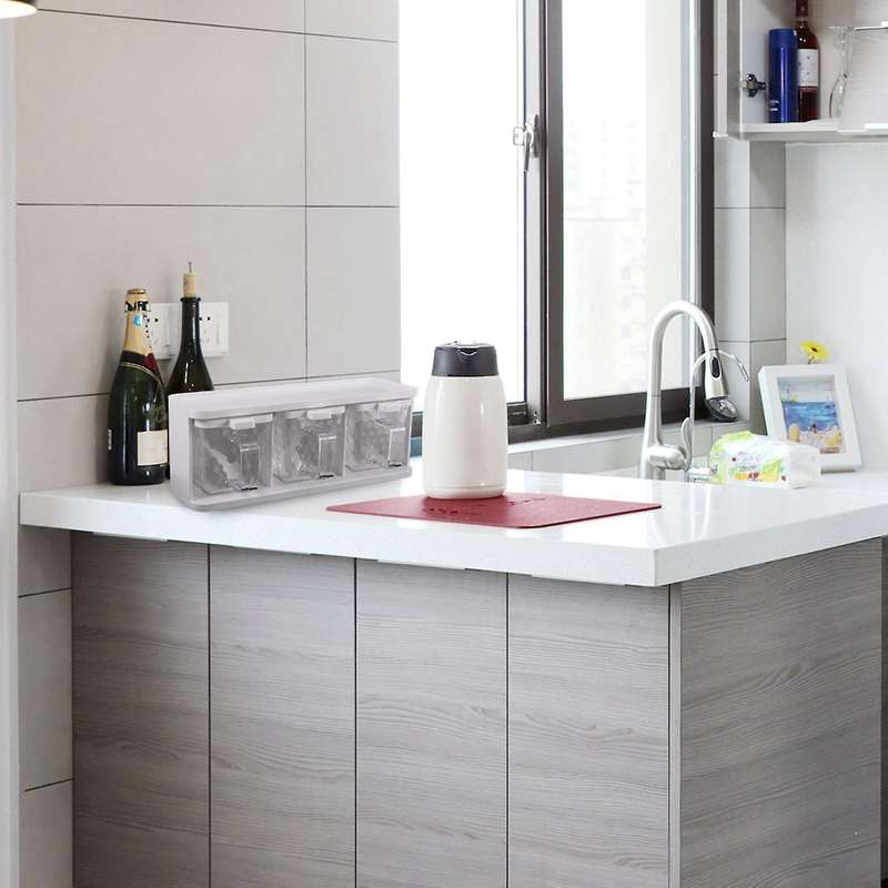 Vertically Rotatable Storage Seasoning Boxes Bottle with Handle