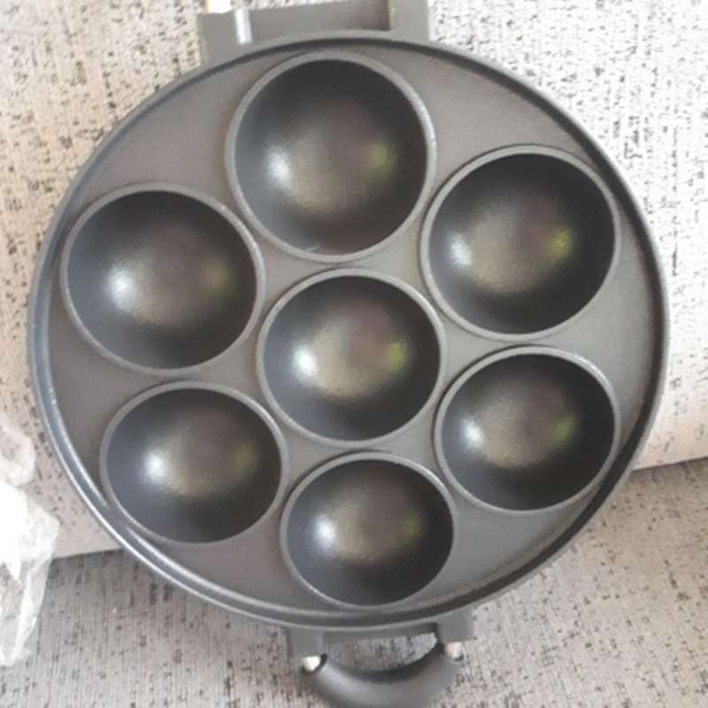 7 Hole Cooking Cake Pan Cast Iron Non-stick Mold Kitchen Cookware