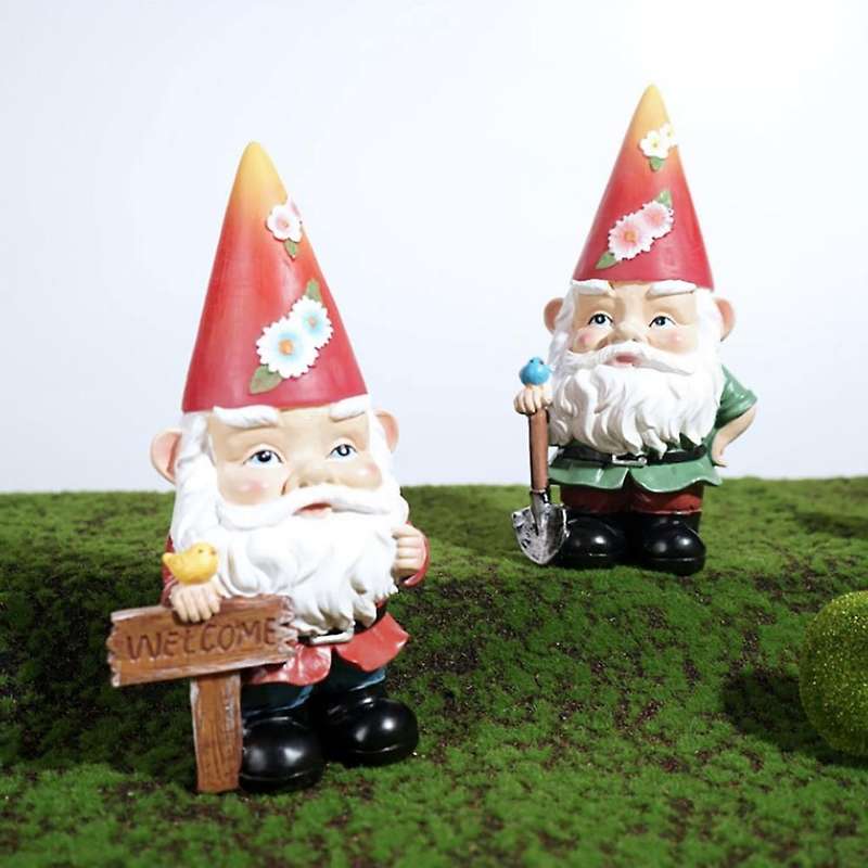 Outdoor Solar Gnome Ornaments Garden Gnome Statue with Solar B